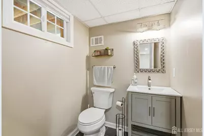25 Merker Drive, Edison, NJ 08837 - Photo 30