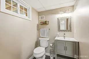 25 Merker Dr, Edison, NJ 08837 - Photo 30