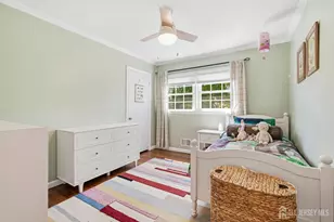 25 Merker Dr, Edison, NJ 08837 - Photo 20