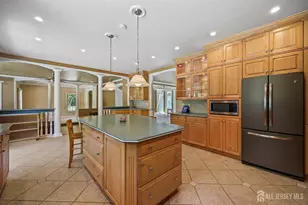2 Verdi Rd, Monroe Township, NJ 08831 - Photo 14