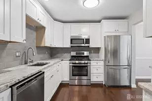 6 Bradford Dr, Old Bridge Township, NJ 08857 - Photo 4