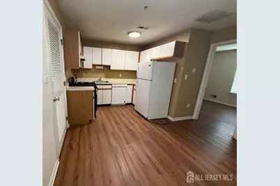 18 Guisborough Way, Edison, NJ 08820 - Photo 4