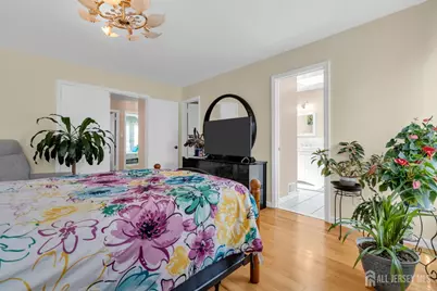 200 Franklin Place, Marlboro Township, NJ 07751 - Photo 18