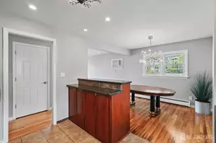 262 Wall St, Metuchen, NJ 08840 - Photo 4
