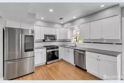 76 Clifton Street, Edison, NJ 08817 - Photo 10