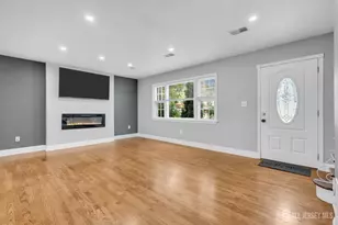 76 Clifton St, Edison, NJ 08817 - Photo 6