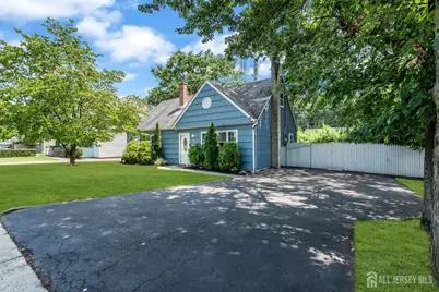 76 Clifton Street, Edison, NJ 08817 - Photo 2