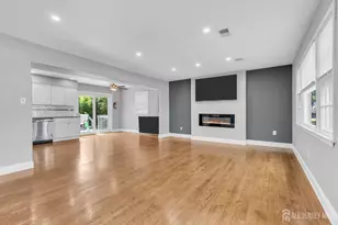 76 Clifton St, Edison, NJ 08817 - Photo 8