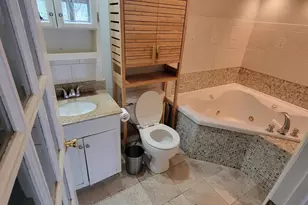 1 Poe Rd, North Brunswick Township, NJ 08902 - Photo 30