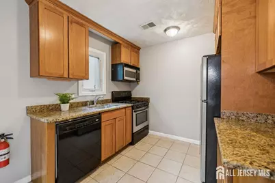 92 Paul Robeson Boulevard, New Brunswick, NJ 08901 - Photo 6