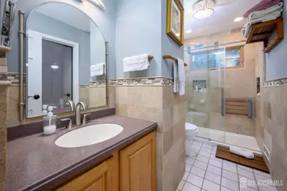26 Desser Place, Metuchen, NJ 08840 - Photo 20