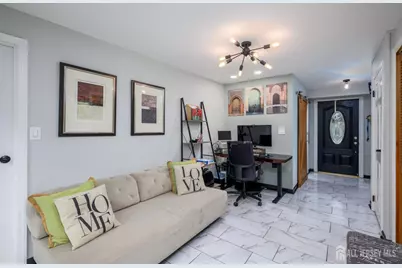 26 Desser Place, Metuchen, NJ 08840 - Photo 2