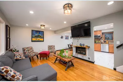 26 Desser Place, Metuchen, NJ 08840 - Photo 8
