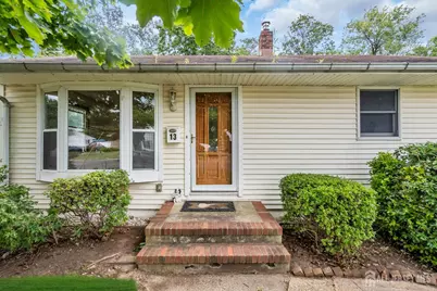 13 Burnham Road, East Brunswick Township, NJ 08816 - Photo 2