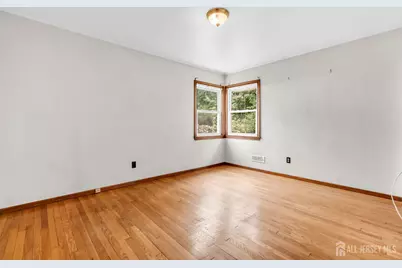 13 Burnham Road, East Brunswick Township, NJ 08816 - Photo 8
