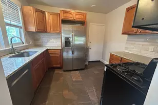 9 Hwy Terrace, Edison, NJ 08817 - Photo 6