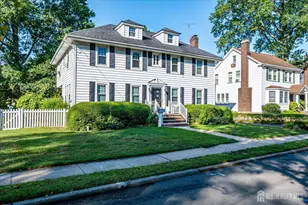 9 Lenox St, Edison, NJ 08817 - Photo 2