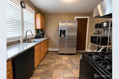 9 Highway Terrace #Apt 2, Edison, NJ 08817 - Photo 6