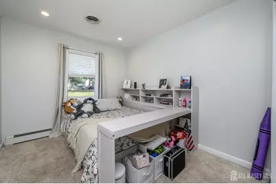 35 Gaywood Avenue, Colonia, NJ 07067 - Photo 16