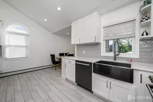 35 Gaywood Ave, Colonia, NJ 07067 - Photo 8