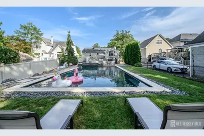 35 Gaywood Avenue, Colonia, NJ 07067 - Photo 32