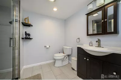 35 Gaywood Avenue, Colonia, NJ 07067 - Photo 24