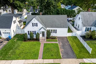 23 Mayfield Pl, Metuchen, NJ 08840 - Photo 8