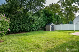 23 Mayfield Pl, Metuchen, NJ 08840 - Photo 34