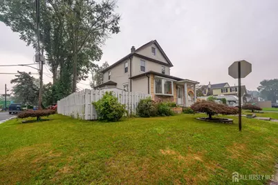 102 Runyon Avenue, Middlesex, NJ 08846 - Photo 2