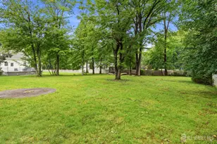 14 Farmhaven Ave, Edison, NJ 08820 - Photo 8
