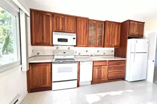 4 Wyoming Ave, Whiting, NJ 08759 - Photo 10
