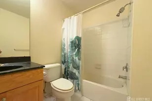 315 Birch Ct, New Brunswick, NJ 08901 - Photo 16
