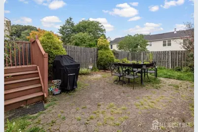 40 Lantern Lane, Sayreville, NJ 08872 - Photo 20