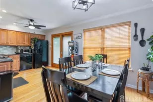 40 Lantern Ln, Sayreville, NJ 08872 - Photo 4