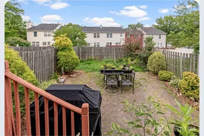 40 Lantern Lane, Sayreville, NJ 08872 - Photo 16