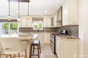 4 Allison Ct, Edison, NJ 08820 - Photo 14