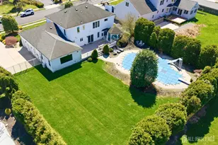 4 Allison Ct, Edison, NJ 08820 - Photo 2