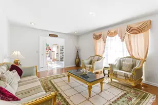 4 Allison Ct, Edison, NJ 08820 - Photo 10