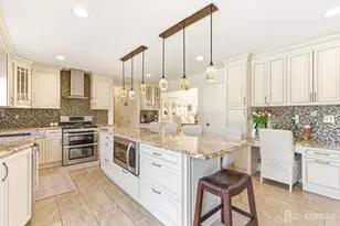 4 Allison Ct, Edison, NJ 08820 - Photo 12