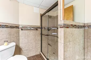 4 Allison Ct, Edison, NJ 08820 - Photo 58