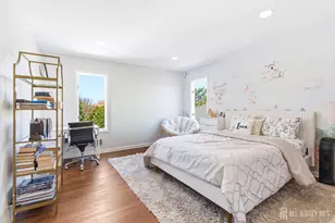 4 Allison Ct, Edison, NJ 08820 - Photo 44