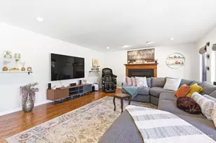 4 Allison Ct, Edison, NJ 08820 - Photo 8