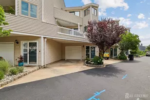 3 Newport Ct, Long Branch, NJ 07740 - Photo 2