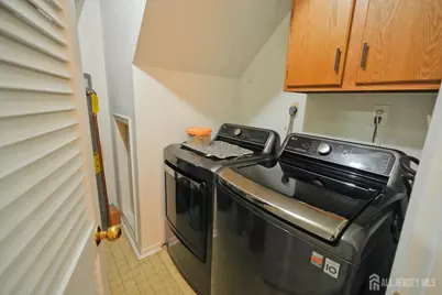1702 Oak Court, South Brunswick Township, NJ 08852 - Photo 10