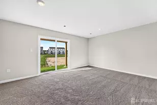 120 Essex Dr, Winslow Township, NJ 08081 - Photo 4