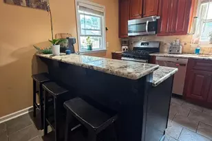 98 Liberty St, Fords, NJ 08863 - Photo 16