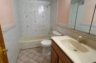 183 E Henry Pl E, Iselin, NJ 08830 - Photo 10