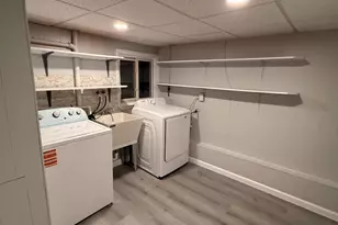 183 E Henry Pl E, Iselin, NJ 08830 - Photo 20