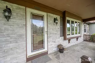 18 Joe Ent Rd, Flemington, NJ 08822 - Photo 2