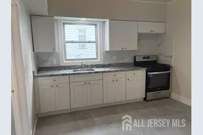 331 Somerset Street, New Brunswick, NJ 08901 - Photo 8